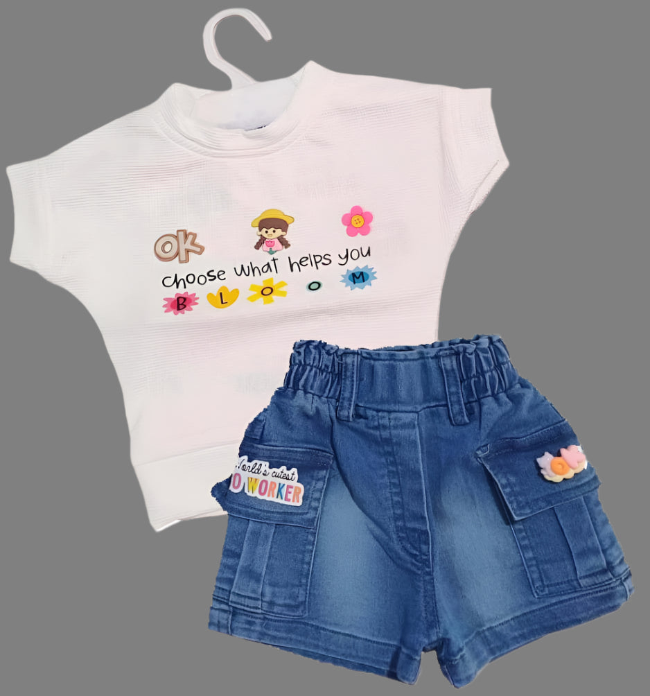 2-Piece Floral Applique T-Shirt and Jeans