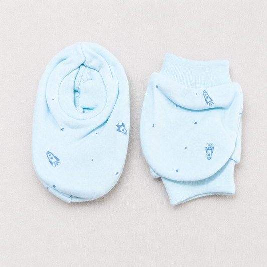 Simply Newborn Baby Mittens & Booties Set Soft Cotton Light Green Print