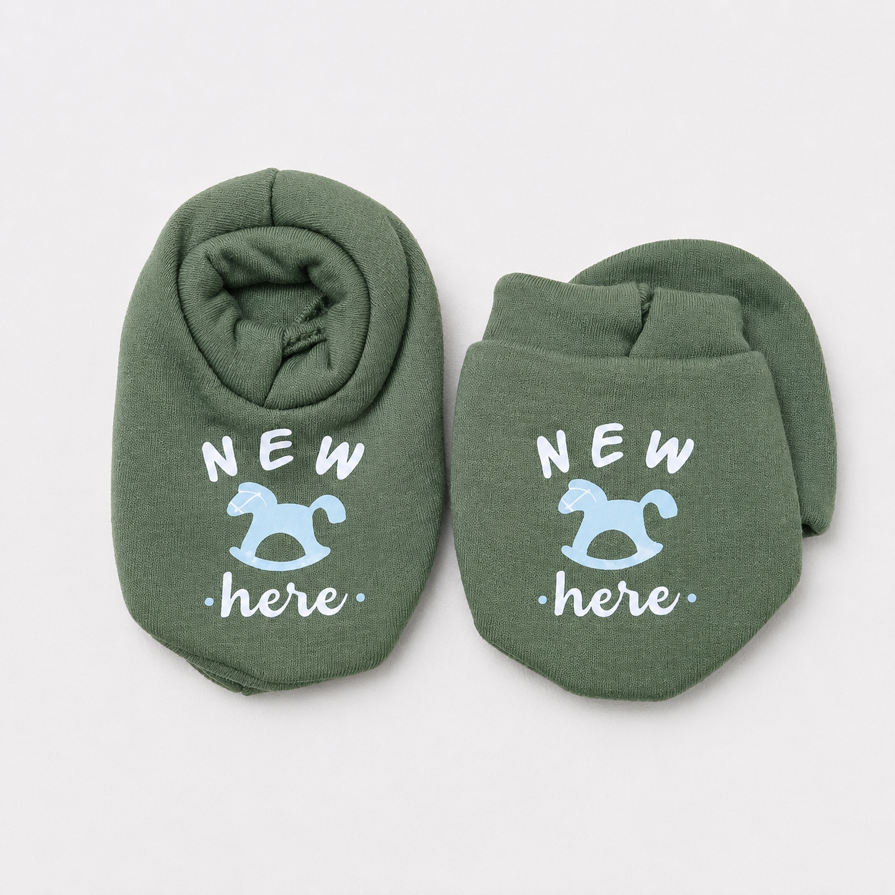 Simply Newborn Baby Cotton Mittens & Booties Set – Green New Here Print