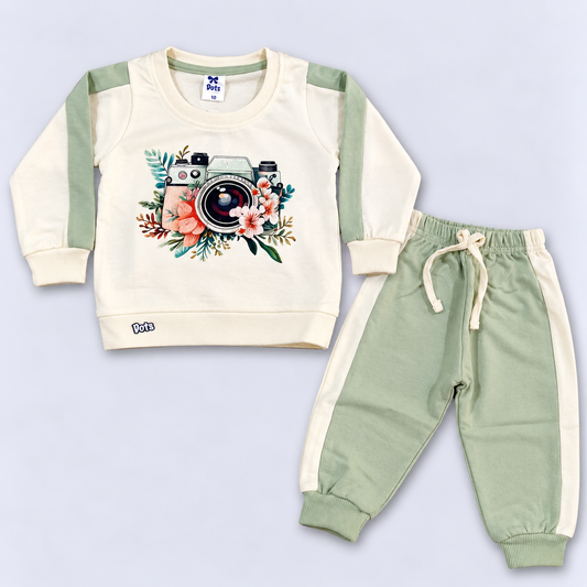 Girls Sage Green & Cream Printed Sweatshirt with Jogger Set – Dots