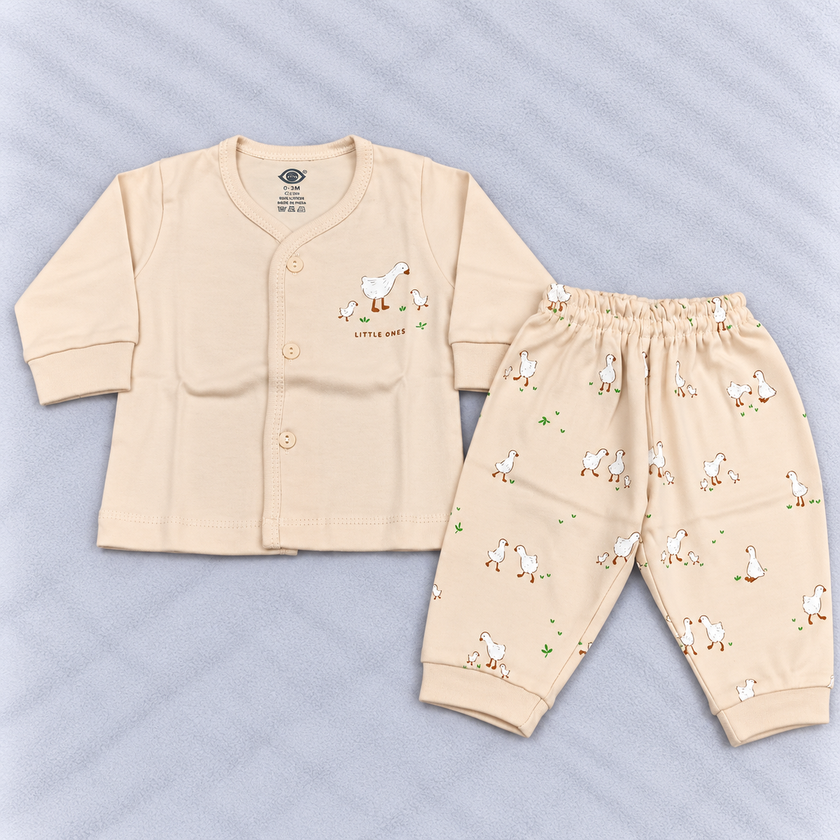 Zero Baby Unisex Cream Duck Print Co-Ord Set with Button-Front Top and Matching Pants